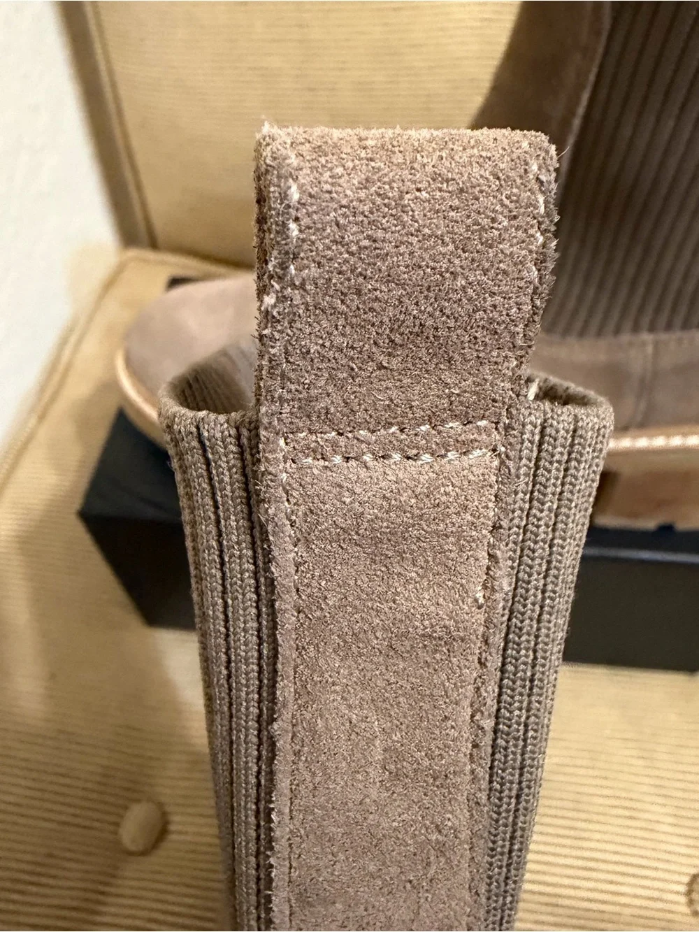Steve Madden Kiley Women’s Lug Sole Chelsea Bootie with Fabric Cuff - Size 8 - Picture 6 of 16